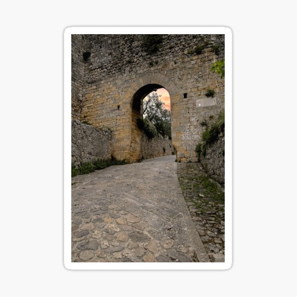 Artikel-Vorschau von Von Pilgern in Monteriggioni zurückgelegte Route, designt und verkauft von TerenceKerr.
