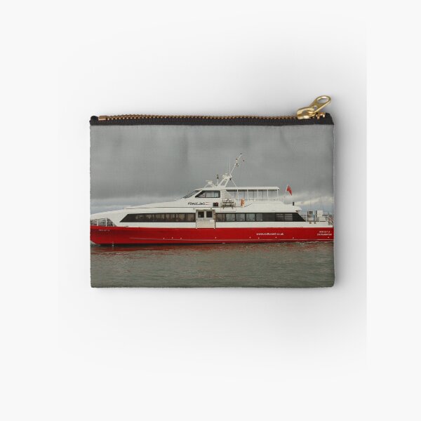 Item preview, Red Jet 5 arriving at Cowes designed and sold by Jondave.