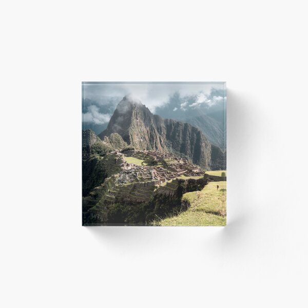 Item preview, Hermoso machu pichu designed and sold by SolomonsPics.