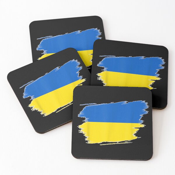 Aperçu de l'œuvre Ukraine Flag Ukrainian Ukraine Pride Heart T-Shirt créée et vendue par YnseShoop.