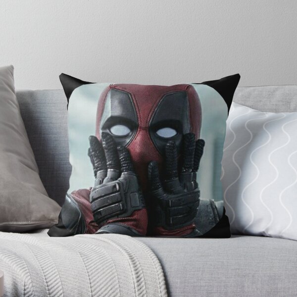 Ryan Reynolds Body Cotton Throw Pillow Case Sofa Waist Throw Cushion Cover  Home Decorative