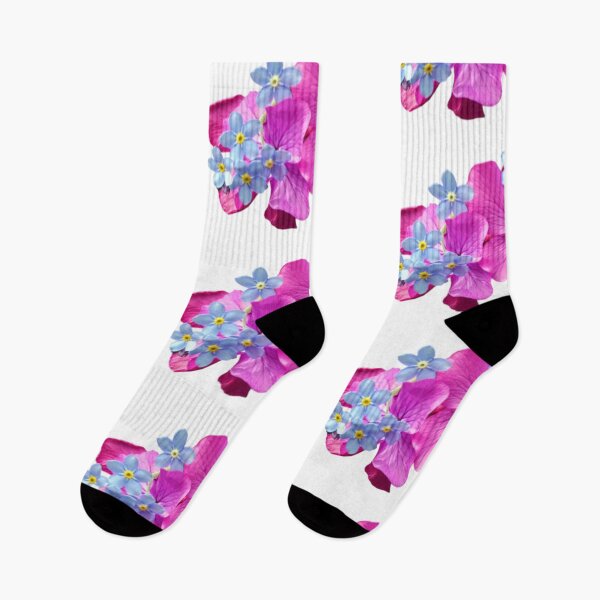 Artikelvorschau, Lila und blaue Blumenmuster entworfen und verkauft von cindyfordyce.