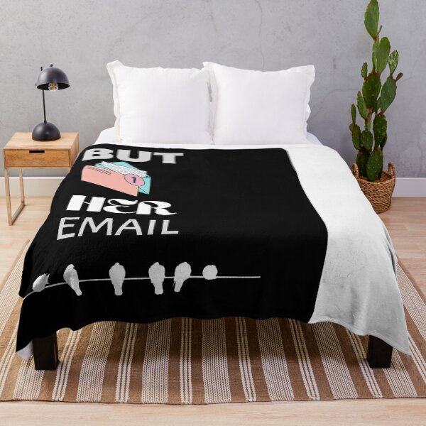 Artikelvorschau, Aber hören Sie E-Mail-Mädchen-Jungen-T - Shirt entworfen und verkauft von Hasthiart.