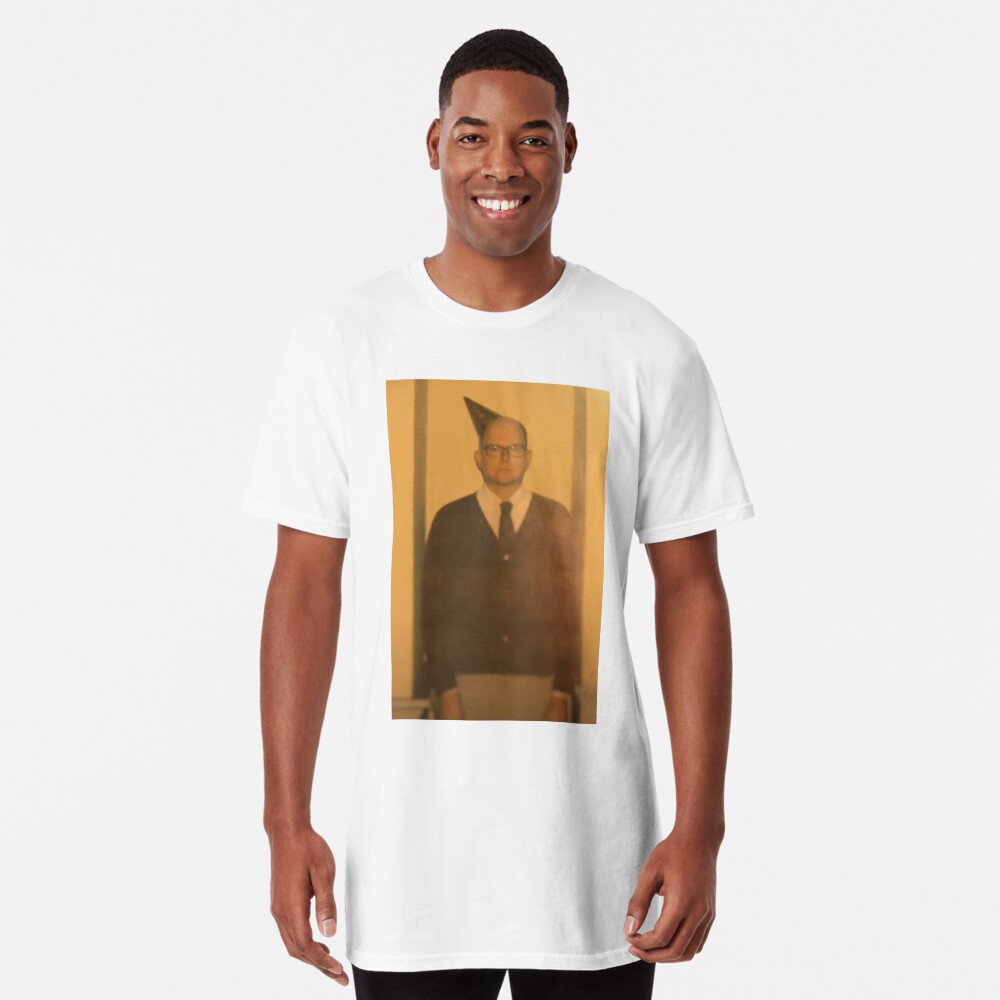 Aperçu de l'œuvre T-shirt long créée et vendue par NickiPost.