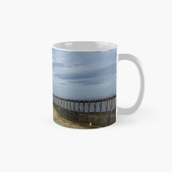 Artikelvorschau, Whitby Pier entworfen und verkauft von StephenJSmith.