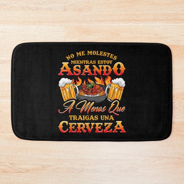 Item preview, Trae Una Cerveza Mientras Estoy Asando Amantes Divertida  designed and sold by amyadt77.