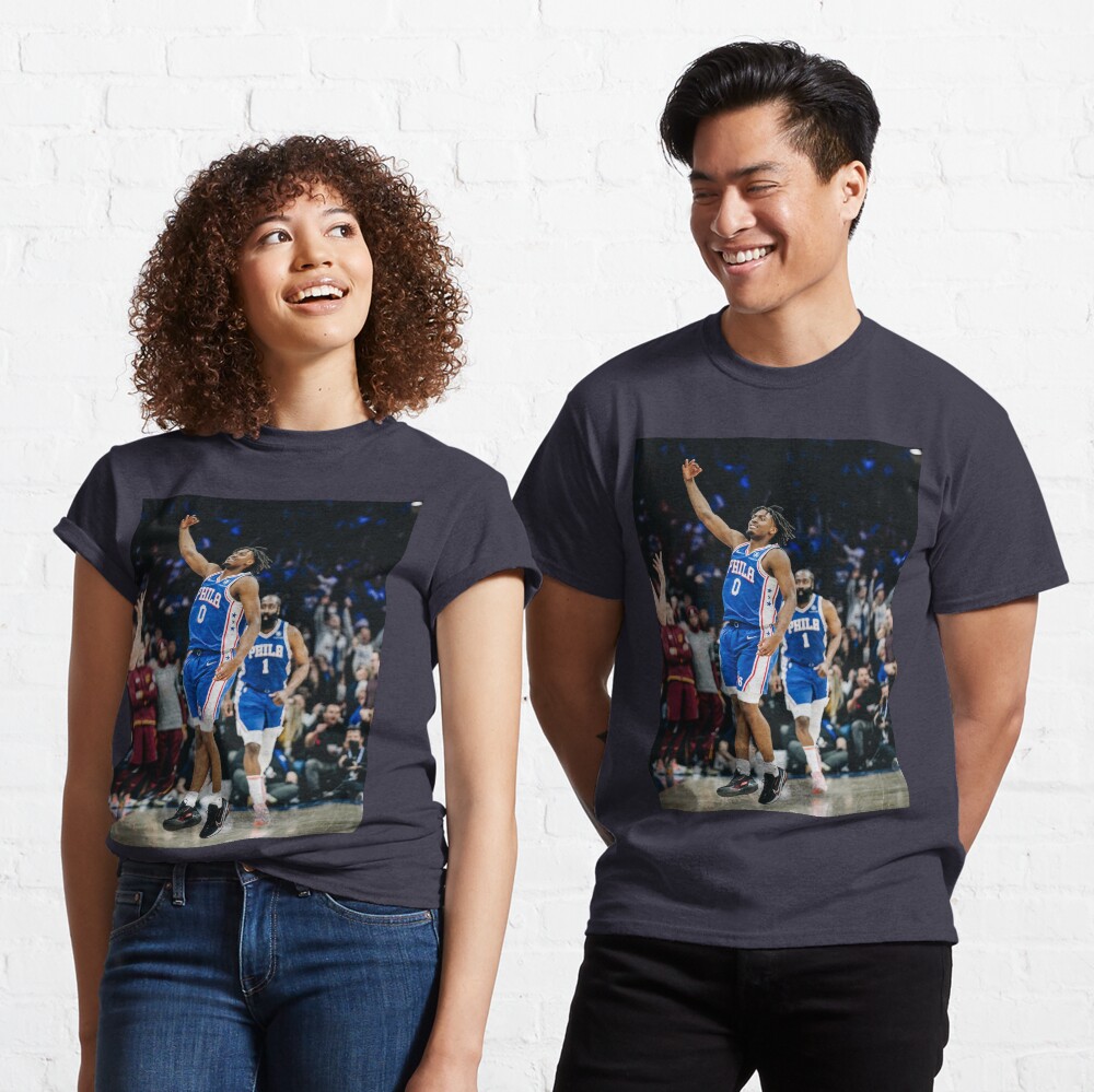 Tyrese Maxey #0 Celebrate Three Points Classic T-Shirt Tyrese Maxey #0 Celebrate Three Points Classic T-Shirt