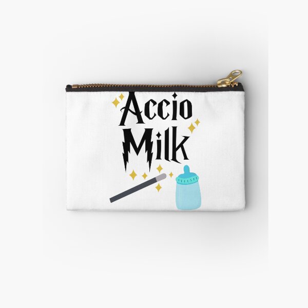 Artikelvorschau, Accio Milk Baby spricht einen Zauberspruch Zauberer magisches Zitat entworfen und verkauft von Tiny-Piggy.