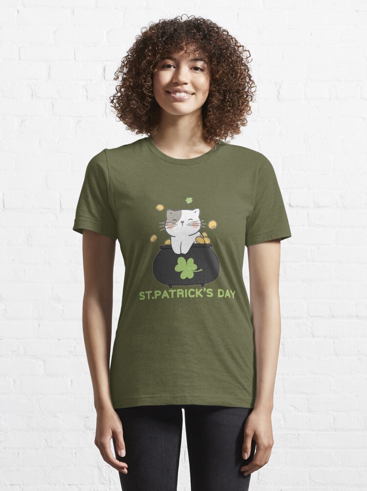 : St Patrick Mahomes Funny Saint Patricks Day Shirt - funny st.  patrick's day t-shirt, st paddys day party shirt for football fans :  Handmade Products