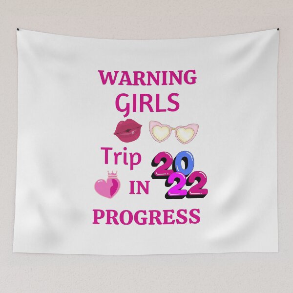 Artikelvorschau, Warning Girls Trip 2022 In Bearbeitung entworfen und verkauft von BhavyaBathla.