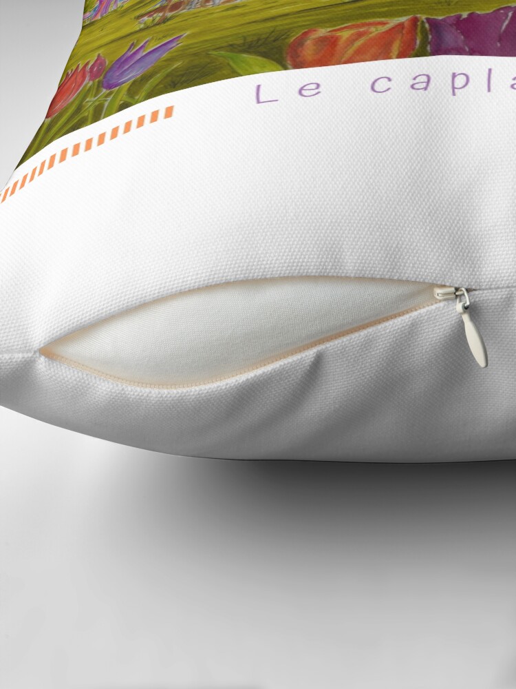 Aperçu 2 sur 4. Coussin avec l'œuvre Linda Molloy - "Le caplan roule" ( 1ère version) créée et vendue par LindaMolloy.