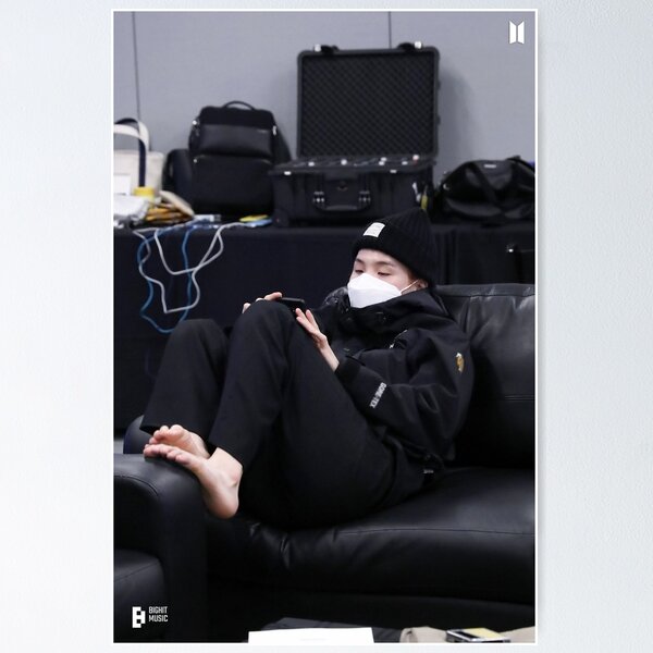 Artikel-Vorschau von Min Yoongi BTS ERLAUBNIS ZUM TANZ AUF DER BÜHNE Fotoskizze, designt und verkauft von Kpop Love.