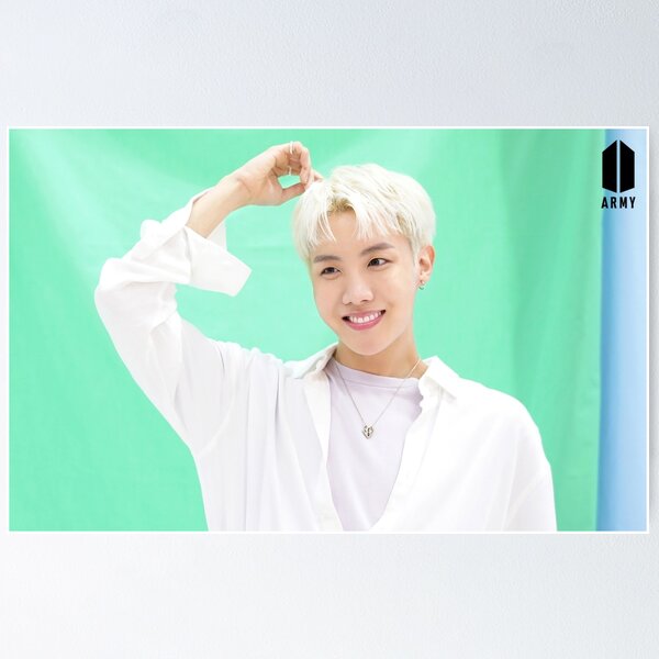 Artikel-Vorschau von JEON HOSEOK BTSPHOTOCARD JHOPE, designt und verkauft von Kpop Love.