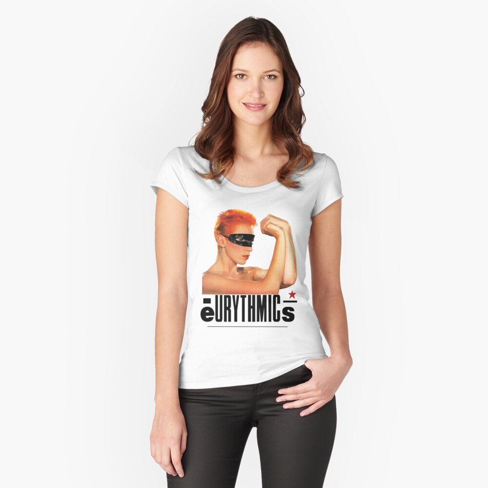 Aperçu de l'œuvre T-shirt échancré créée et vendue par Amberlenoxe.