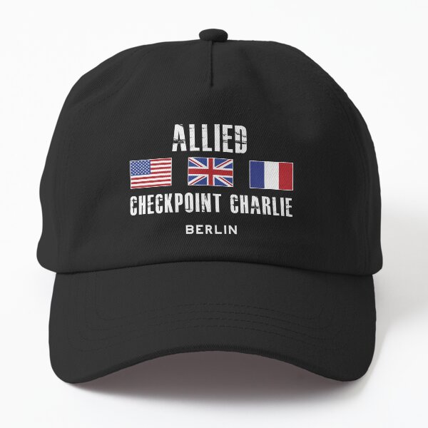 Vista previa del artículo con la obra «Allied Checkpoint Charlie firmar Berlín», diseñado y vendido por twHistory.