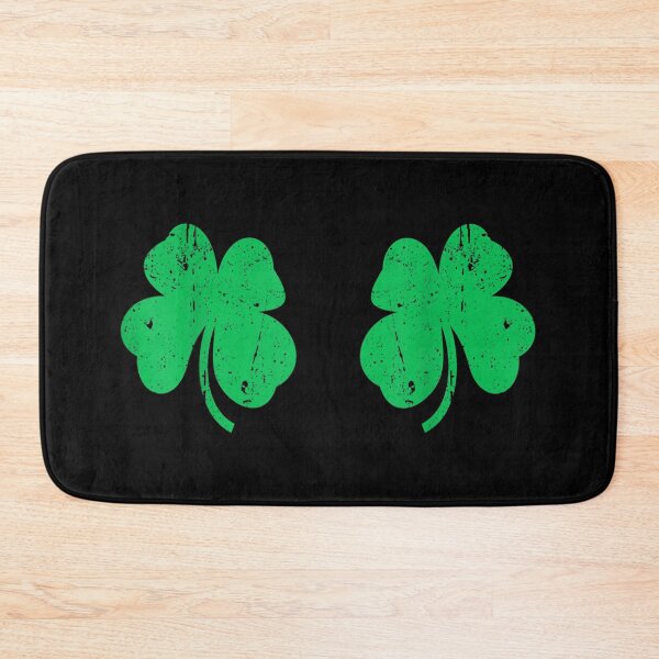 Aperçu de l'œuvre Shamrock Boobs Irish St Patricks Day Gift créée et vendue par tabyxoryje313.