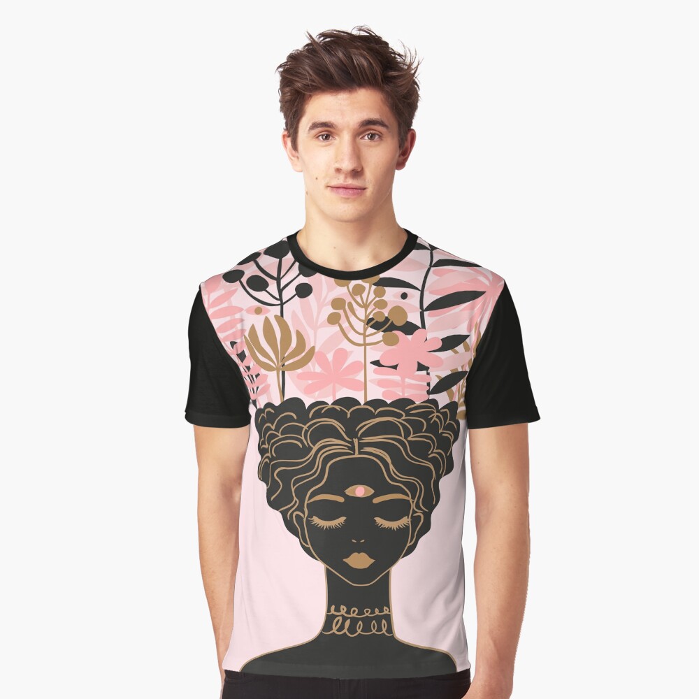Aperçu de l'œuvre T-shirt graphique créée et vendue par anneamanda.