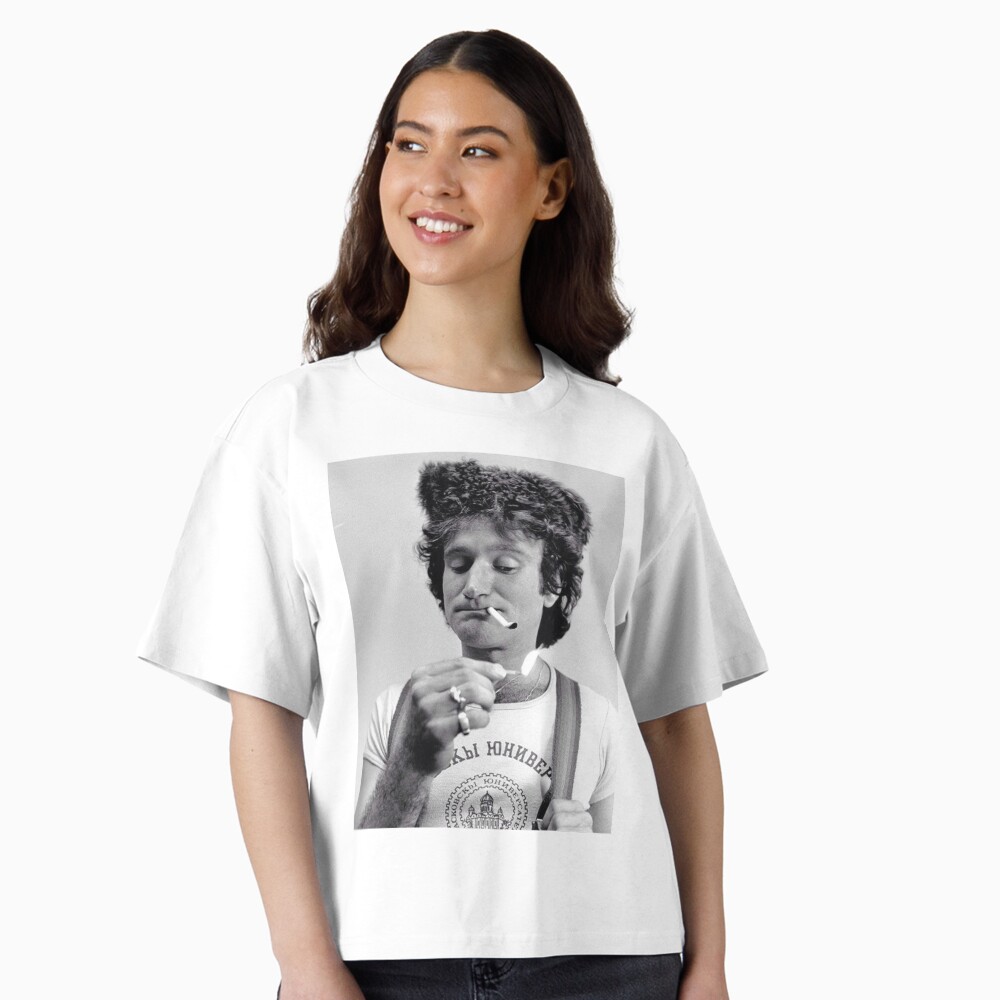Aperçu de l'œuvre T-shirt boxy créée et vendue par gintrauma.