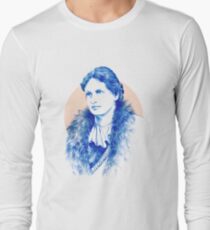 Female figure Long Sleeve T-Shirt
