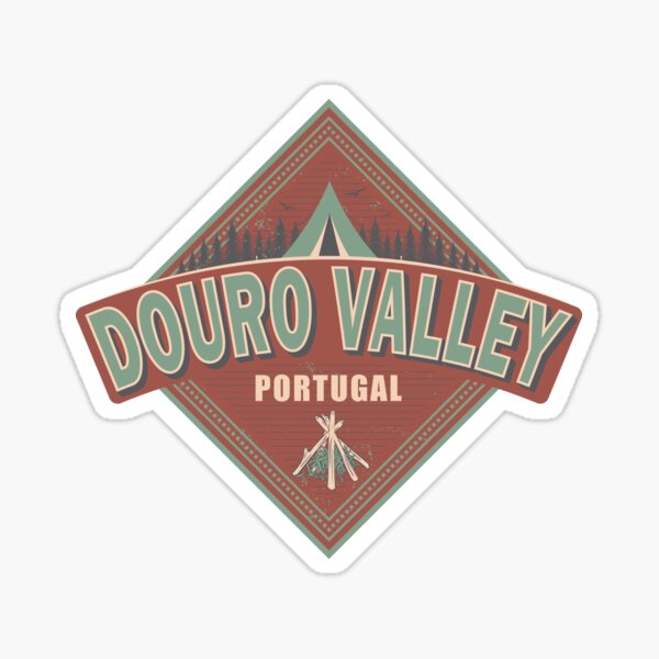 Aperçu de l'œuvre Vallée du Douro Portugal Camping Vintage Design créée et vendue par CynthiaGraphics.