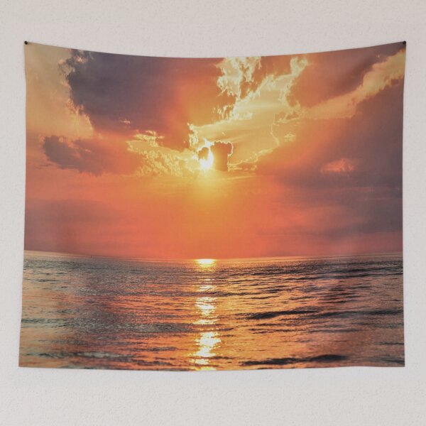 Artikelvorschau, Ein wunderschöner Abendsonnenuntergang am Strand entworfen und verkauft von MadebyHAROON.