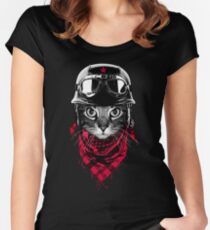 Adventurer Cat Women's Fitted Scoop T-Shirt