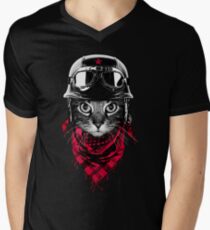 Adventurer Cat Men's V-Neck T-Shirt