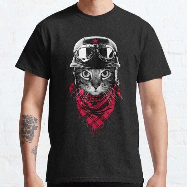 Adventurer Cat Classic T-Shirt