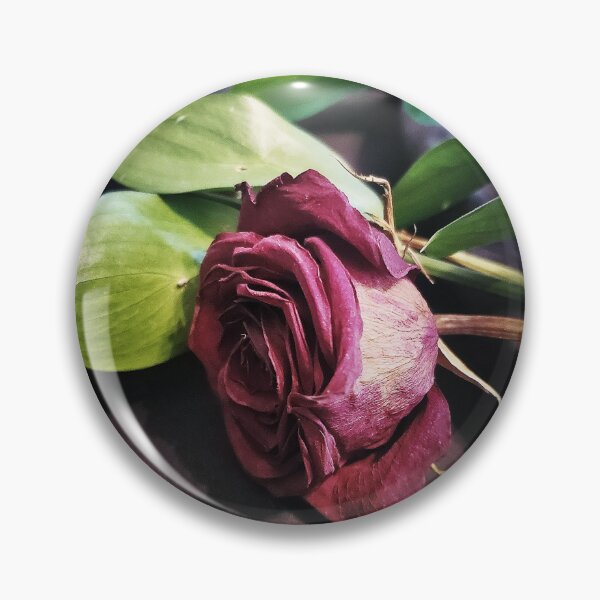 Aperçu de l'œuvre Une rose sous un autre nom créée et vendue par ZingerCreations.
