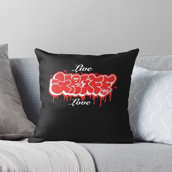 Aperçu de l'œuvre Vivre, Graff, Amour T-shirt classique créée et vendue par ElizabeGroth.