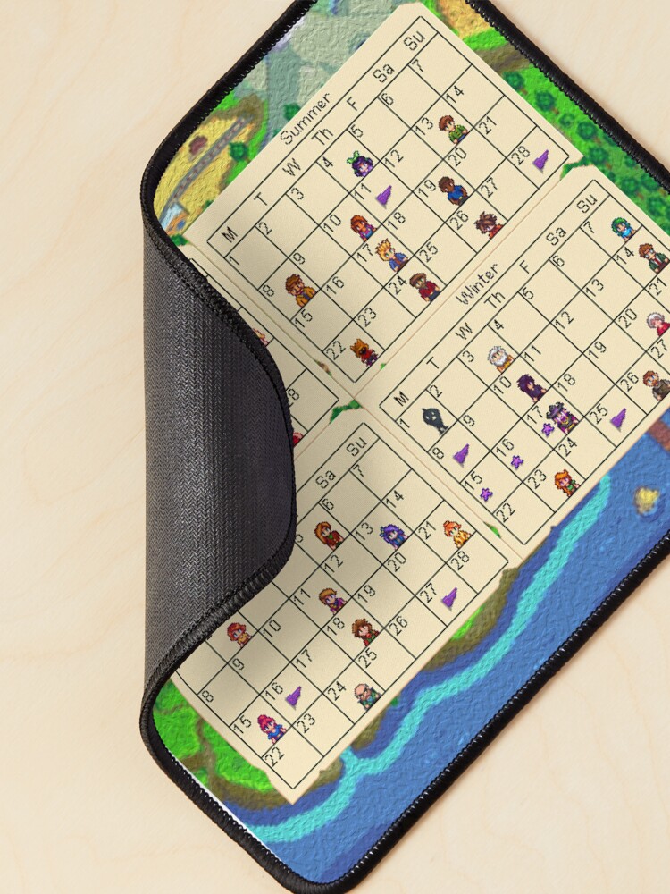 Aperçu 2 sur 5. Tapis de souris avec l'œuvre Stardew Valley - Calendrier du tapis de souris créée et vendue par JudgementPic.