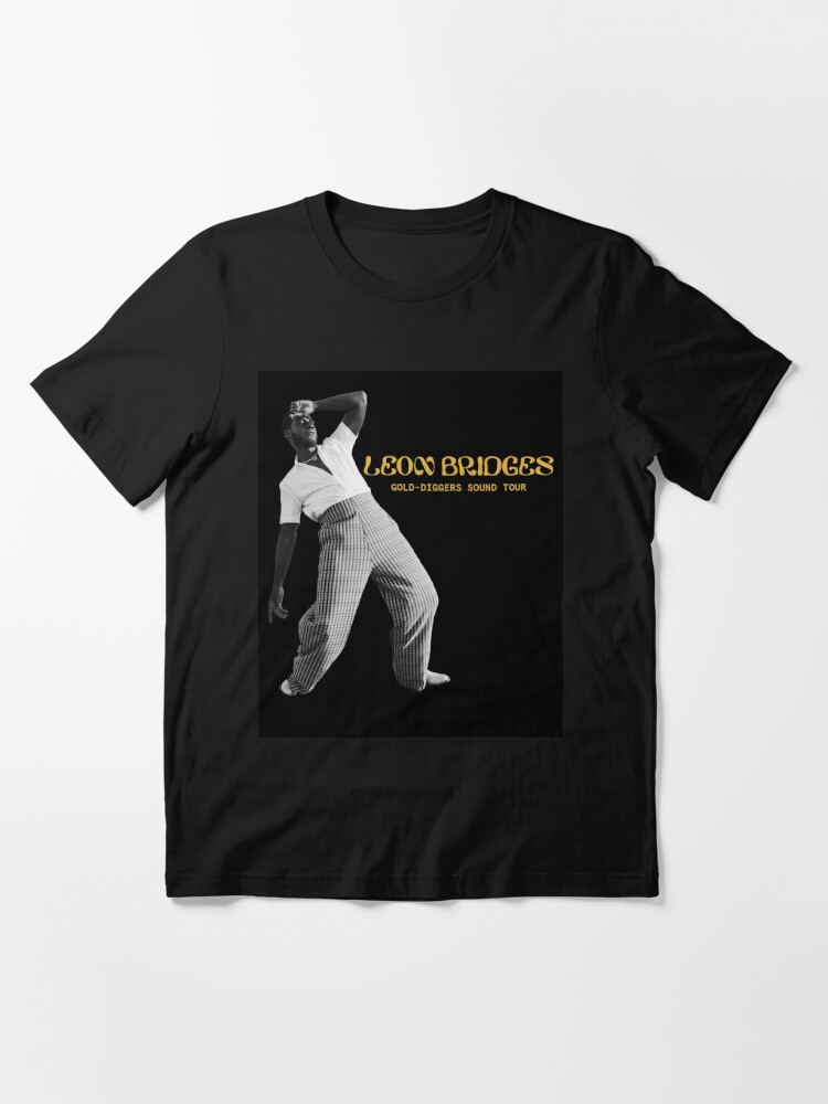 Leon Show Bridges Good World Tour 2022 Essential T-Shirt