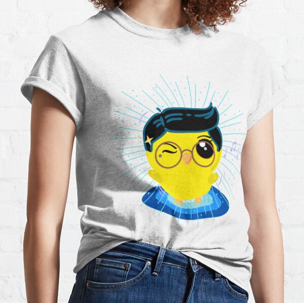 Coco loves dancing and music Classic T-Shirt