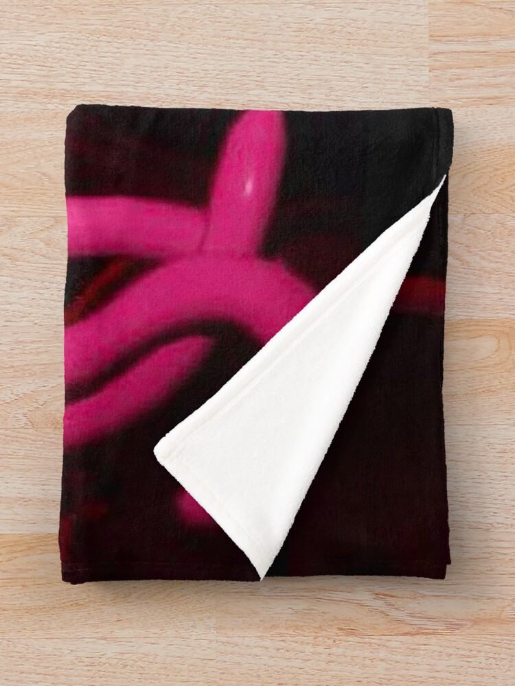 Alternate view of Mommy Long Legs Throw Blanket