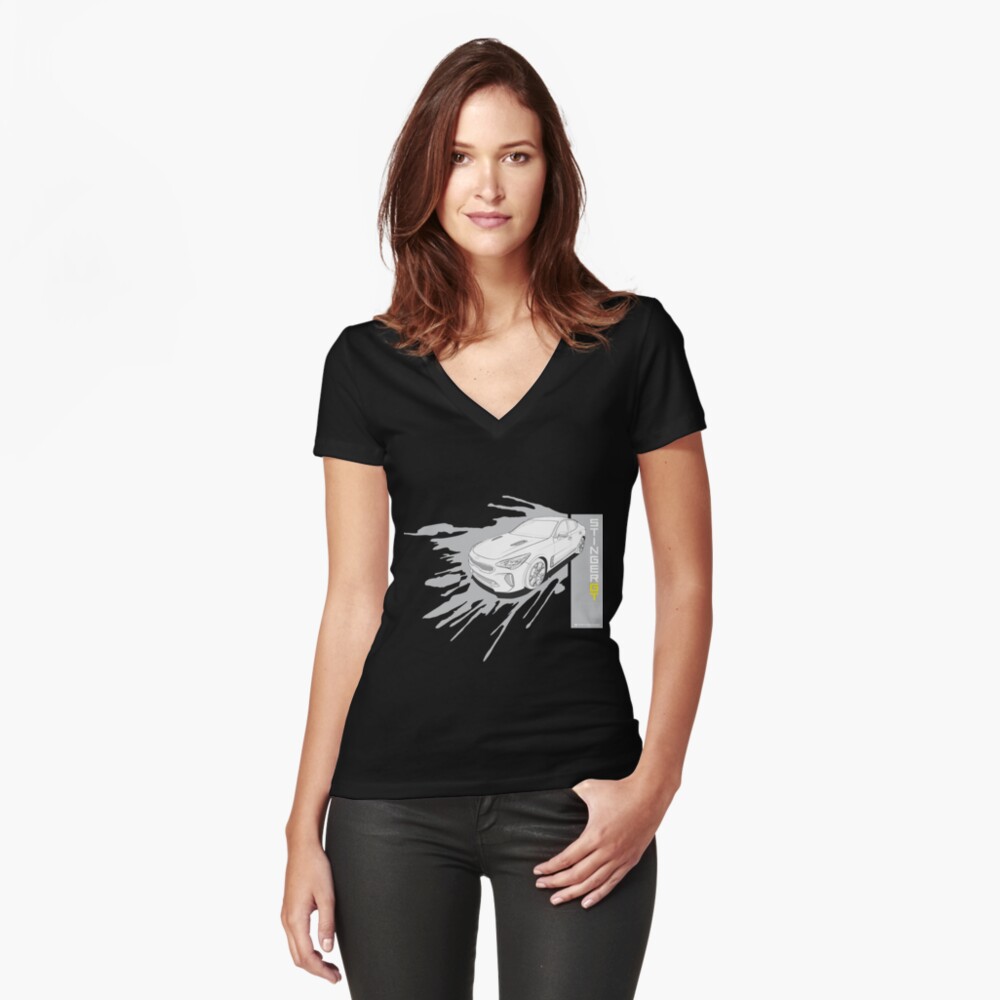Aperçu de l'œuvre T-shirt moulant col V créée et vendue par dylanmacall.