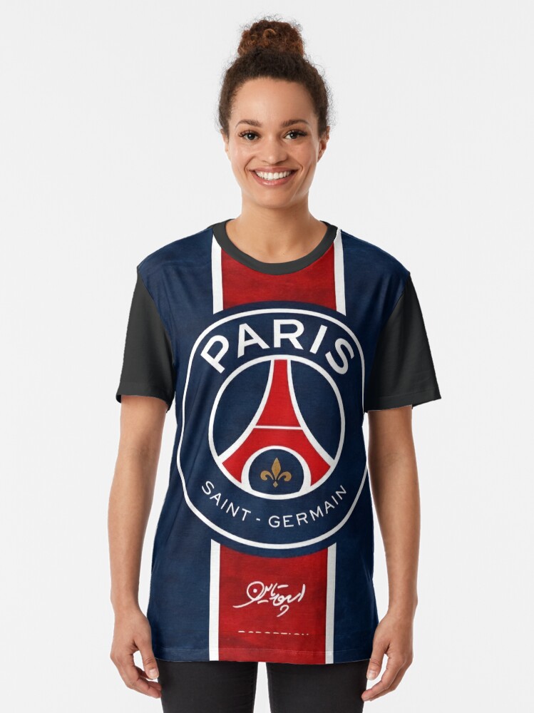 Shop Paris Saint-Germain Men's Graphic T-Shirt