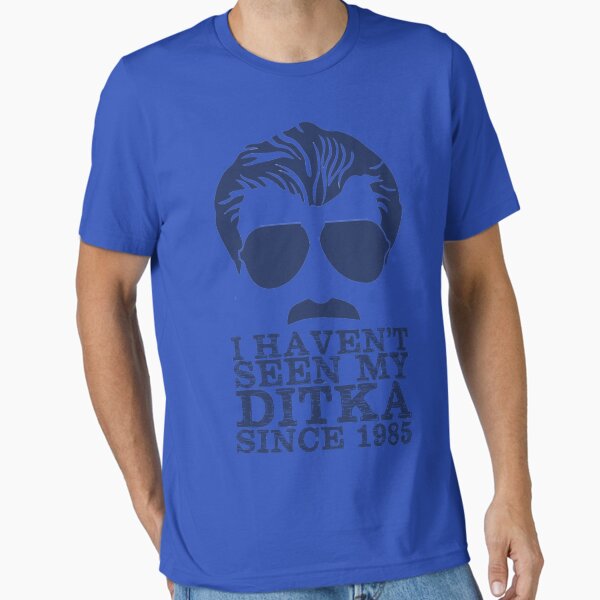 Aperçu de l'œuvre Je n'ai pas vu ma Ditka depuis 1985 T-shirt classique créée et vendue par EmmaBalderas.