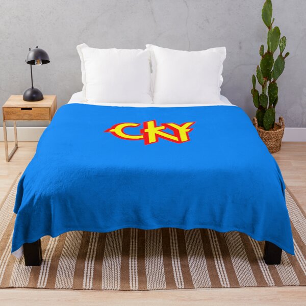 Artikelvorschau, BESTSELLER - CKY Skateboarding Merchandise Essential T-Shirt entworfen und verkauft von SamuelMateos.
