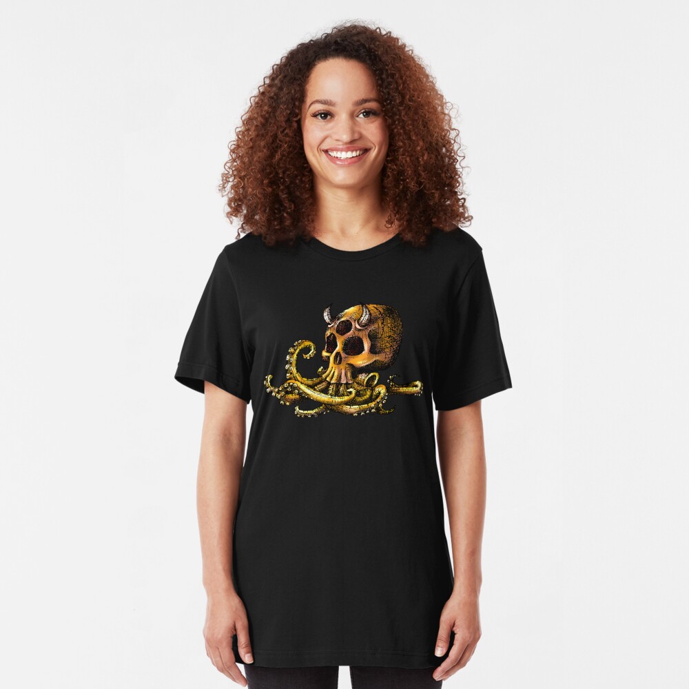 OctoSkull - Cthulhu Skull Octopus Illustration Slim Fit T-Shirt