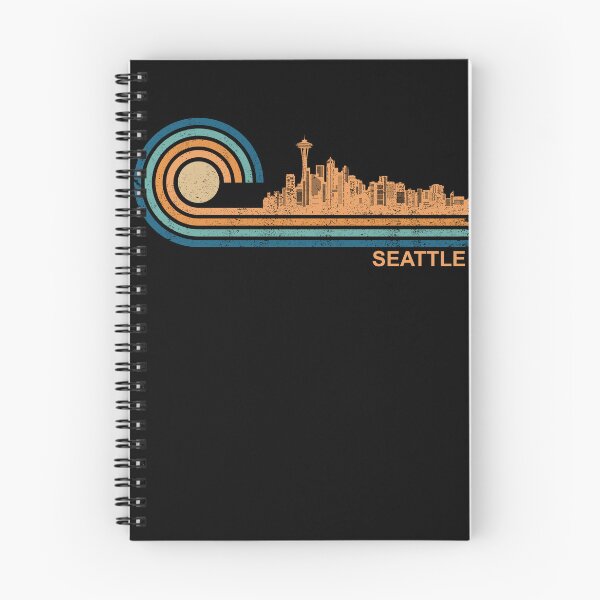 Artikelvorschau, Seattle Skyline Retro Seattle Fan Washington Skyline Seattle Gear entworfen und verkauft von DynamicDesign.