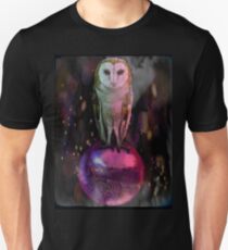 Labyrinth owl Unisex T-Shirt