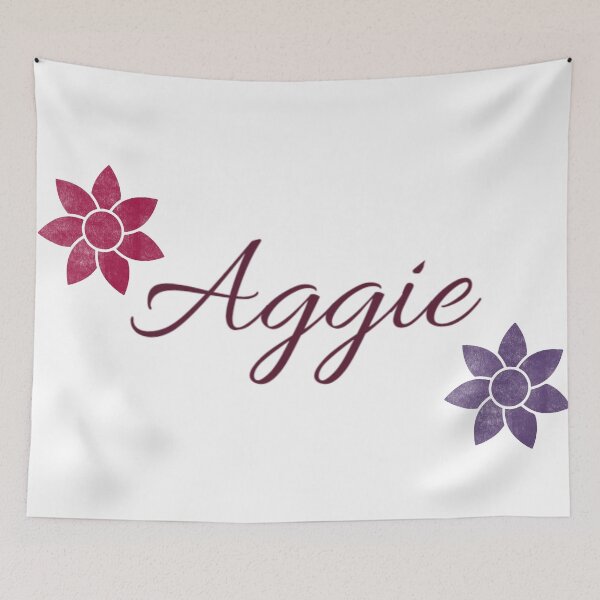 Artikelvorschau, Aggie Floral Name Kalligraphie Design entworfen und verkauft von Cora Gregory.