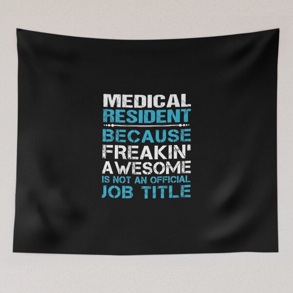 Artikelvorschau, Medical Resident T Shirt - Freaking Awesome Geschenkartikel T-Shirt entworfen und verkauft von miraschroe.