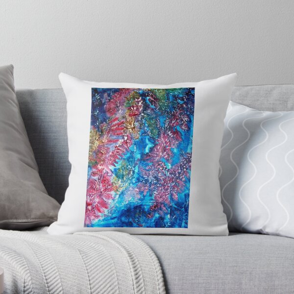 Free movement Throw Pillow