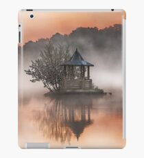 Flat painted calm lake iPad Case/Skin