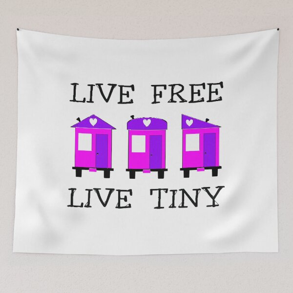 Artikelvorschau, Live Free Live Tiny - Kleines Haus T-Shirt entworfen und verkauft von DaisyDaiya.