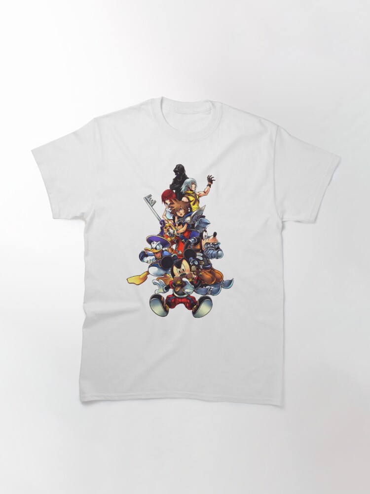 Imagen 3 de 7, Camiseta clásica con la obra Kingdom Hearts 2 Squad, diseñada y vendida por lenashai.