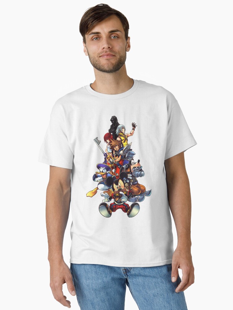 Imagen 1 de 7, Camiseta clásica con la obra Kingdom Hearts 2 Squad, diseñada y vendida por lenashai.