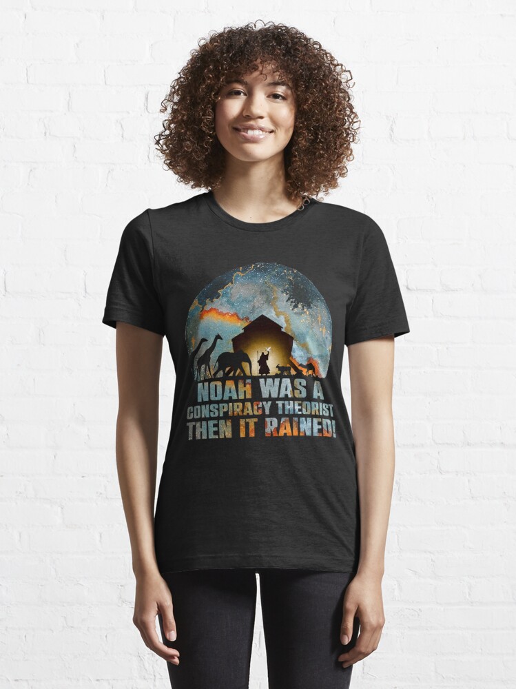 Discover Funny Noah Conspiracy Theorist Retro Sunset Animals | Essential T-Shirt 