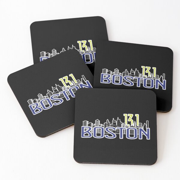 Artikelvorschau, Boston Marathon 2019 Läufer Shirt 13,1 Meilen Essential T-Shirt entworfen und verkauft von jacksrome6.